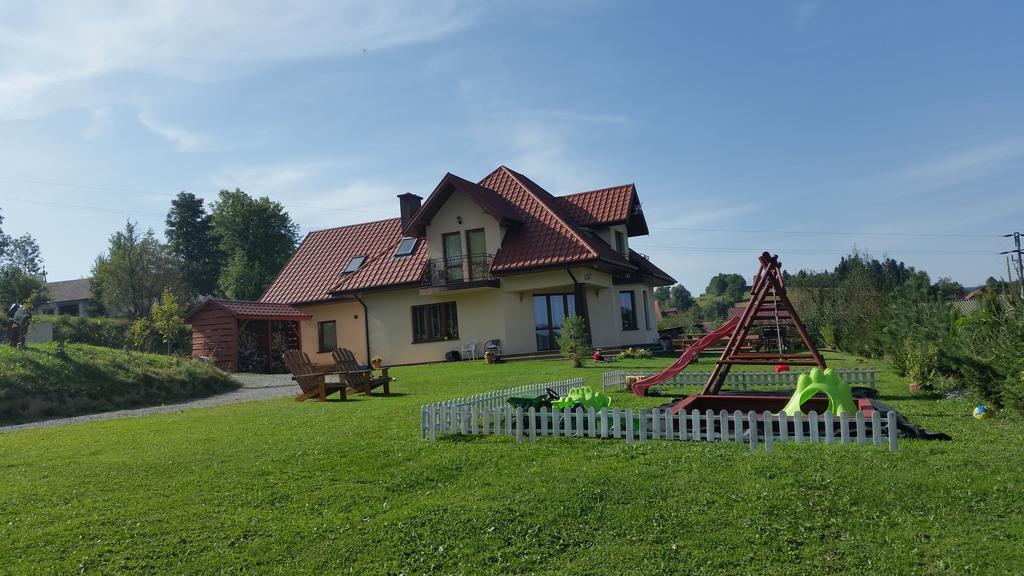 Pensjonat Na Zielonym Wzgorzu Zawóz Exteriér fotografie